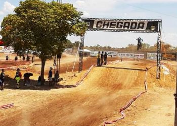 Capim Grosso promove a 9ª etapa de Motocross