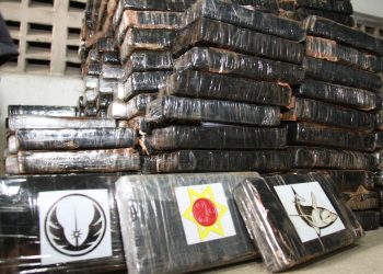 PM e PF fazem maior apreensão de cocaína da Bahia