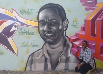 Carlos Neves faz Poesia em homenagem a Gugu Liberato