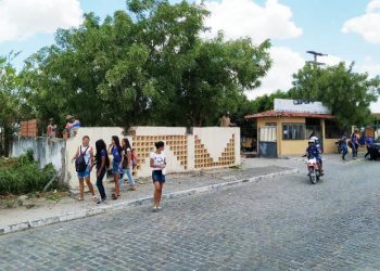 Após ser alvo de assaltantes e arrombadores, Colégio Olgarina passa por reforma que vai garantir maior segurança