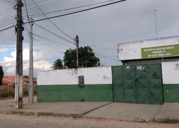 Feira: bandidos assaltam posto de saúde e roubam quase 20 pessoas