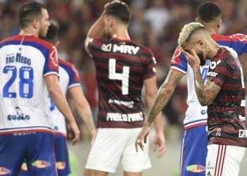 Bahia encara o Flamengo no Maracanã, abre o placar mas leva a virada no segundo tempo