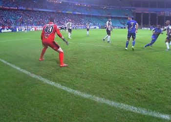 Bahia empata em casa com Atlético Mineiro e jejum de vitórias chega a 9 jogos