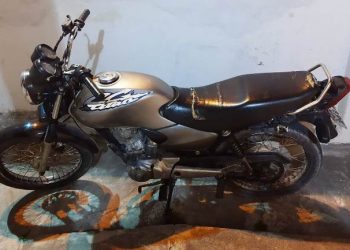 Ação conjunta da PM de Valente e São Domingos recupera moto e celular roubado minutos depois