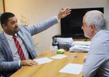 Deputado Osni solicita recuperação de trechos da BA-400, BA-233 e da ponte que liga a Linha Verde a Barra do Itariri