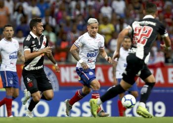 Bahia cede empate ao Vasco no fim e frustra torcida no último jogo em casa