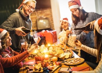 Festas de fim de ano: especialista conta como evitar o ganho de peso