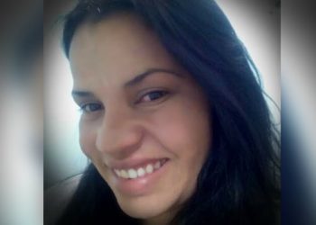 Mulher desaparece após deixar filho na escola