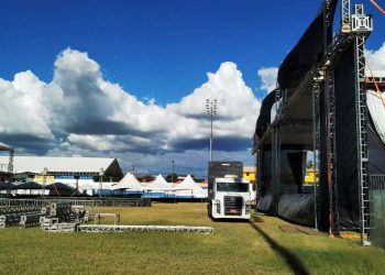 Gustavo Lima, Saia Rodada, Léo Santana, Tayrone, Isaque Gomes, Kart Love, Forró do Tico e Fit Dance Oficial, se apresentam no Hangar neste sábado