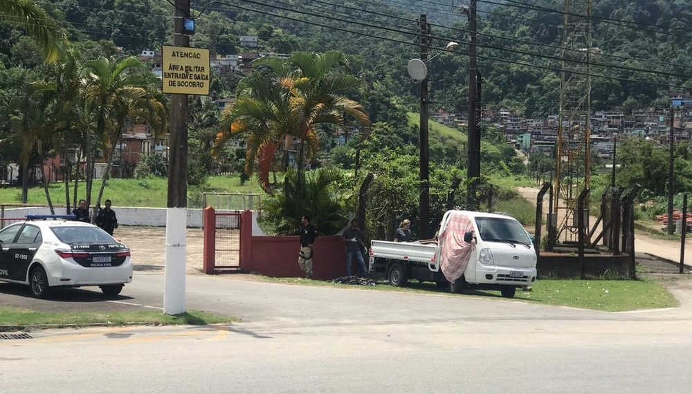 RJ – Sete corpos são deixados em caçamba de caminhão
