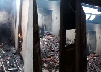 Populares ateiam fogo em residência de acusado de matar homem a golpe de faca