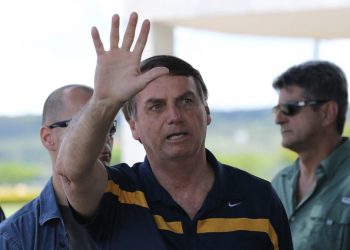 Bolsonaro diz que vetará aumento de pena para injúria na internet