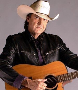 PR – Cantor sertanejo Juliano Cezar tem morte súbita durante show – Vídeo