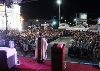 Novenário em louvor a Nossa Senhora da Conceição do Coité é encerrado com missa campal e grande procissão