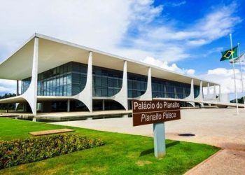 Governo federal extingue 27,5 mil cargos efetivos