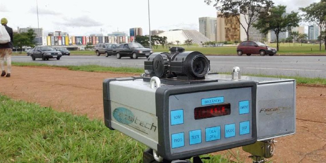 Justiça determina que PRF volte a usar radares móveis em rodovias