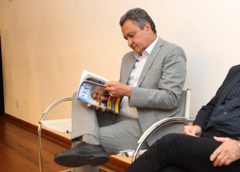Rui Costa quer ouvir servidores e estuda criar um hospital para o Planserv