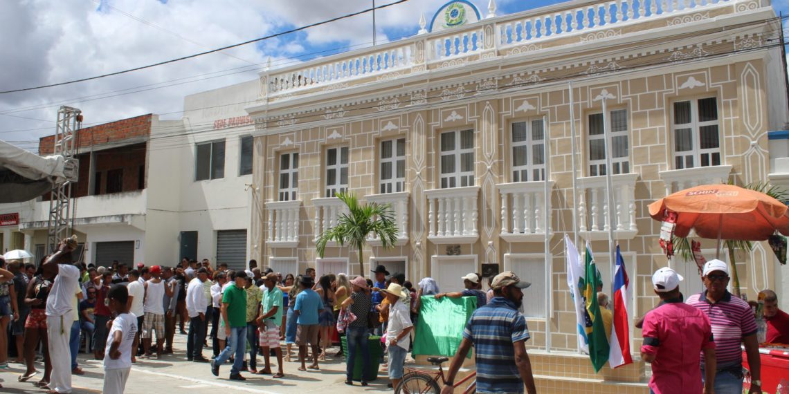 Prédio histórico da Prefeitura é reinaugurado após restauração