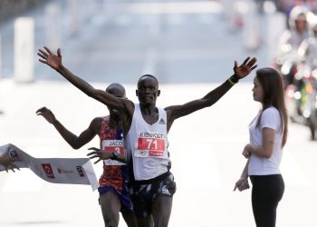 SP – Queniano vence São Silvestre com ultrapassagem nos últimos segundos