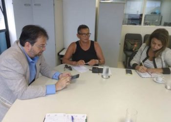 Professores reclassificados pelo Estado começam a receber nesta sexta-feira (31) valores do acordo de revisão de aposentadorias