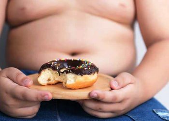 OMS e Organização e Ministério da Saúde se preocupam com os índices da obesidade infantil