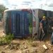Ônibus que saiu de SP para Pernambuco tomba e deixa quatro mortos e vários feridos na BR 116 em Canudos (atualizada)