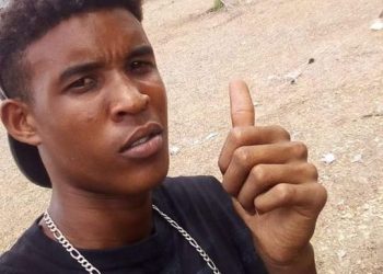 Jovem de Riachão do Jacuípe desaparece em Guarajuba. Ele estava em um grupo que fazia excursão