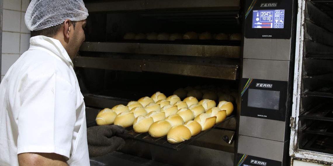 Dispensa de alvará beneficiará 10,3 milhões de empresas de baixo risco