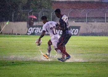 Baianão: Jacuipense goleia o Bahia de Feira e assume liderança