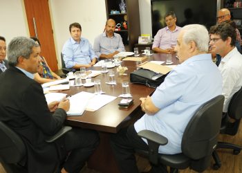 Escolas estaduais poderão abrigar cursos de graduação da UFBA