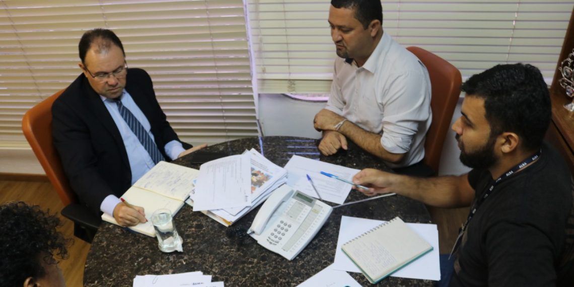 Deputado Osni se reúne com presidente da CAR e apresenta demandas de municípios do interior