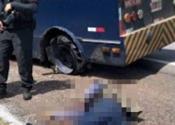 PE – Troca de tiro durante tentativa de assalto a carro forte termina com criminoso morto