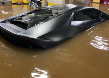 Lamborghini Huracán de R$ 1,6 milhão atingida por enchente em SP não tinha seguro
