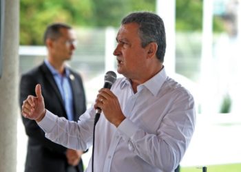 Governador Rui Costa anuncia compra de respiradores da China e agradece doação da Fieb