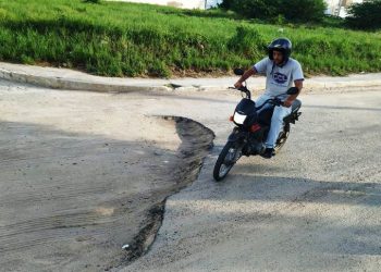 Coité – Avenida Luiz Eduardo intransitável e perigosa