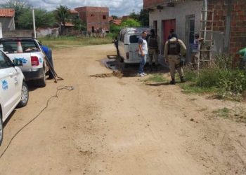 Embasa flagra imóvel furtando água em Riachão do Jacuípe