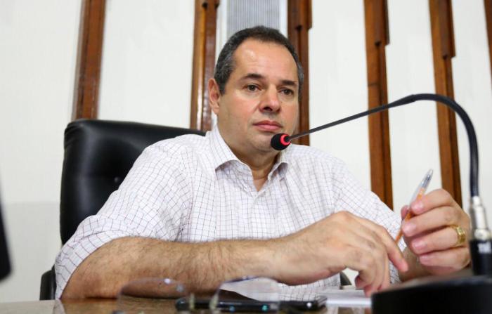 Nelson Leal ouve os deputados e restringe atividades da ALBA para combate ao coronavírus