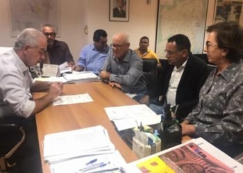 Em reunião na Seinfra, Neusa cobra demandas de Mairi