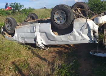 Motorista morre em consequência de capotamento na BA 120