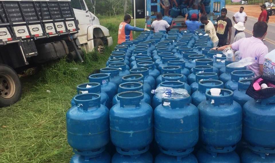 PM recupera carga roubada de botijões de gás em Ribeira do Pombal