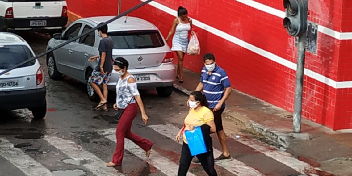 Maioria da população coiteense atende determinação ao fazer uso da máscara