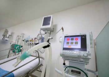 Apenas 15% dos municípios baianos têm mais de 2 respiradores