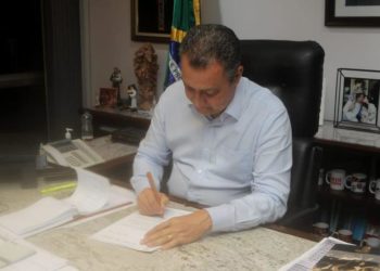 Governador encaminha projeto de lei à Assembleia Legislativa para combater fake news