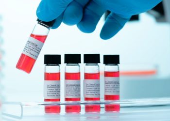 Japão começa a fornecer antiviral recém-aprovado para tratar covid-19