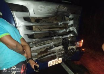 Colisão envolvendo moto e carreta deixa dois mortos na BR 116 Norte