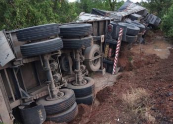Motorista de carro de passeio morre em colisão com bi-trem na BR 110