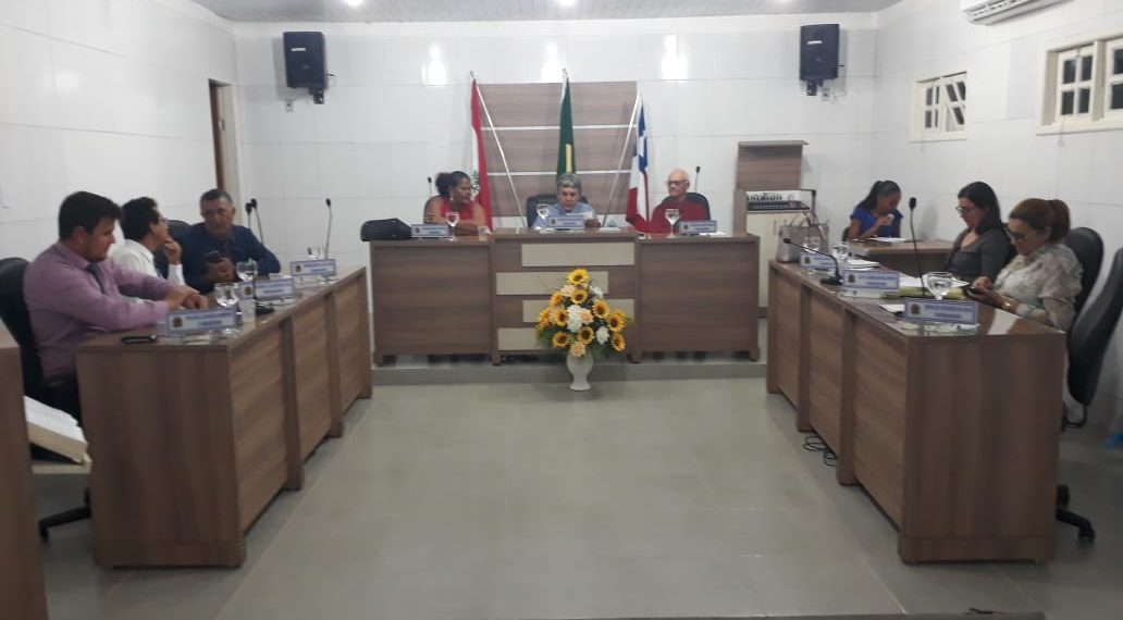 Ichu II – Apenas um vereador não mudou de partido. Saiba o destino dos outros oito