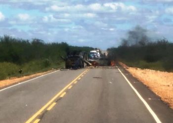 Carro forte é explodido na BA-210 entre Juazeiro e Curaçá