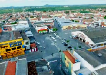 Em novo decreto, prefeito de Coité mantêm fechamento do comércio e suspensão das aulas