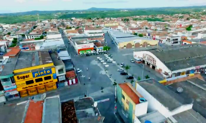 Em novo decreto, prefeito de Coité mantêm fechamento do comércio e suspensão das aulas